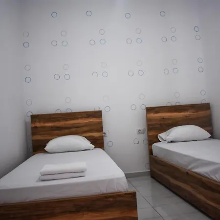 Βίλα Troi House Vlorë