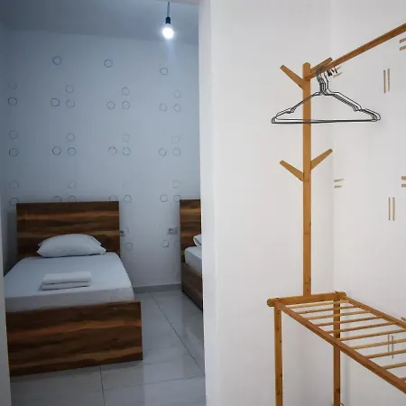 Troi House * Vlorë