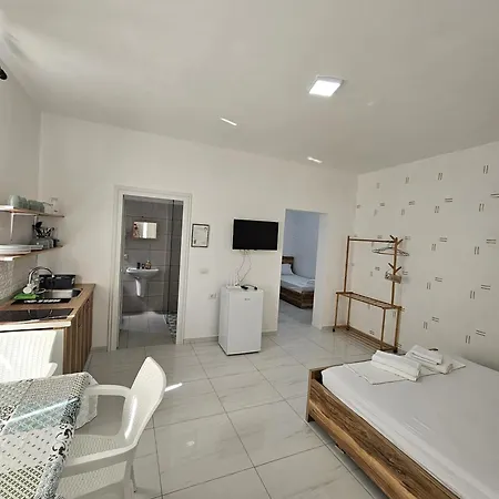 Troi House فيلة