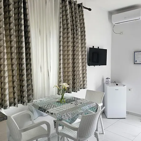 Troi House *