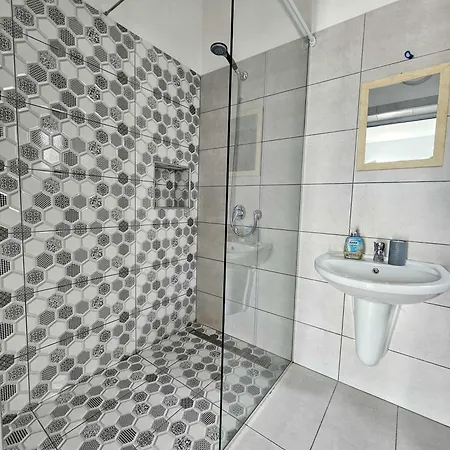 Villa Troi House Vlorë