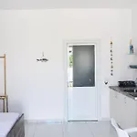 Troi House Avlonya