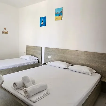 Troi House 빌라 Vlorë