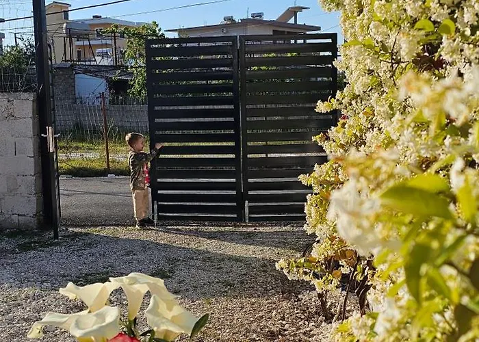 别墅 Troi House Vlorë